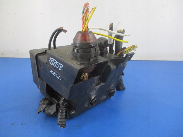 фото №5, Citroen xsara picasso коробка запобіжників 9628024480