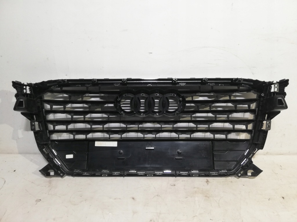Решётка радиатора решётка  радиатора audi q2 81a Цена