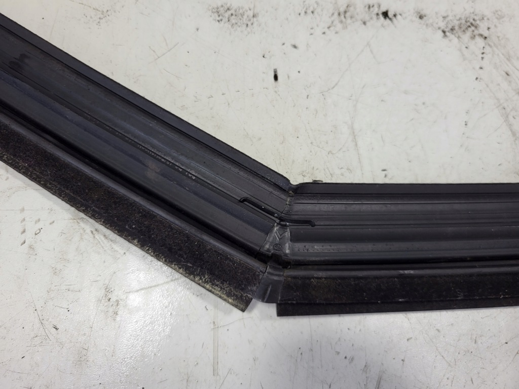 фото №12, Прокладка скло двері правий перед рамка citroen ds5 11-15 9687801980