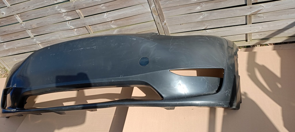Бампер перед передний tesla model y 20-24rok 1540104-06-c 1493736-s0-e новый с Разборки