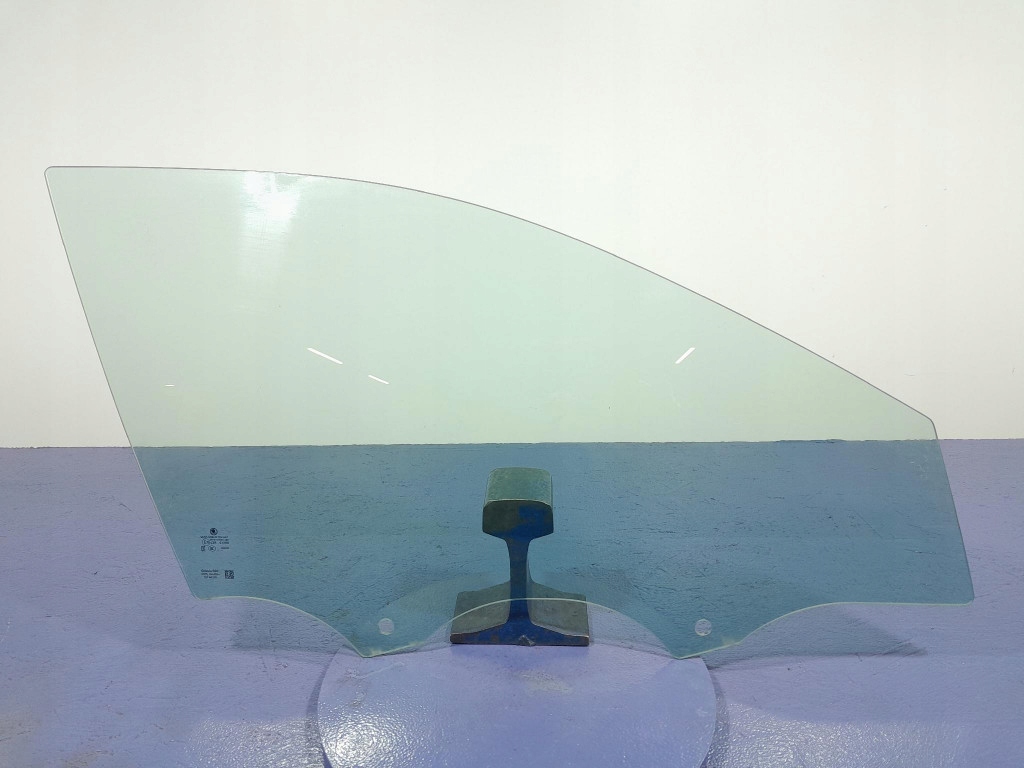 фото №1, Skoda octavia iv стекло дверь перед правая 5e3845202