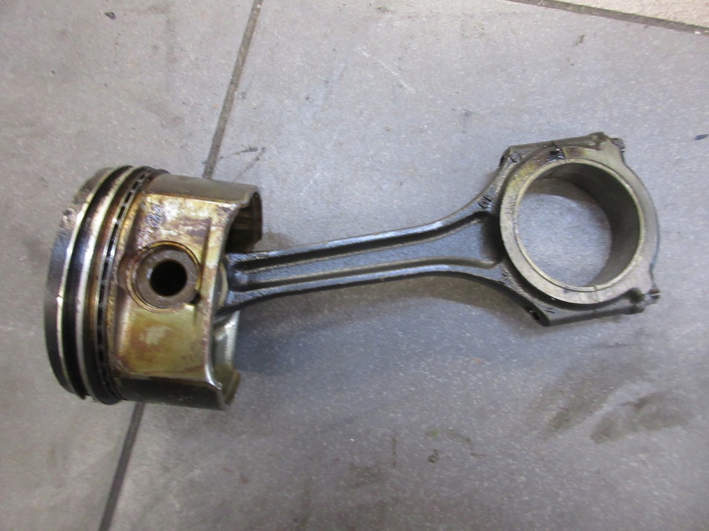 Купить Поршень шатун mercedes w204 1.6k