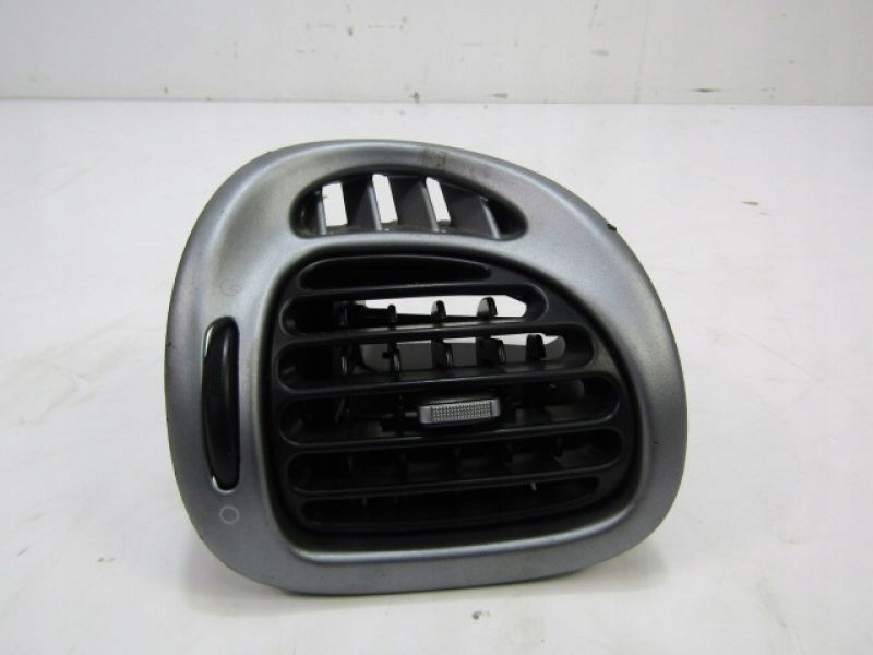 фото №1, Citroen xsara picasso воздуховод воздуха решётка