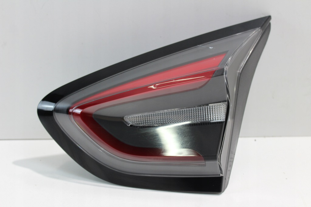фото №1, Лампа права задня w кришка ford puma mk2 ii led l1tb-13a602-ad