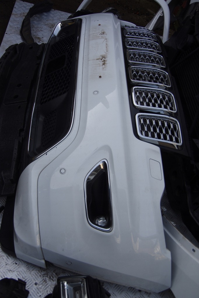 фото №9, Перед бампер капот крила jeep grand cherokee wk2 lift pw7 bright white