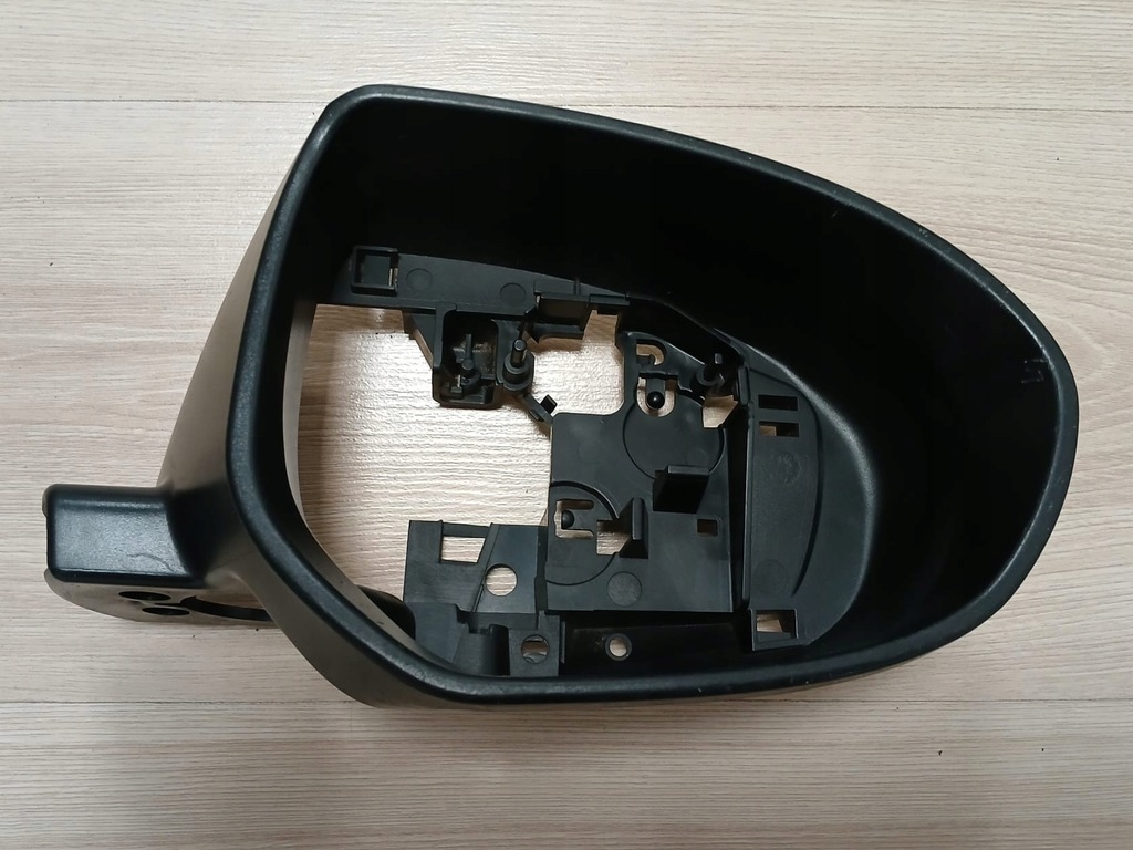 фото №1, Mazda 2 / 3 / 6 корпус рамка правого дзеркало оригінальний номер