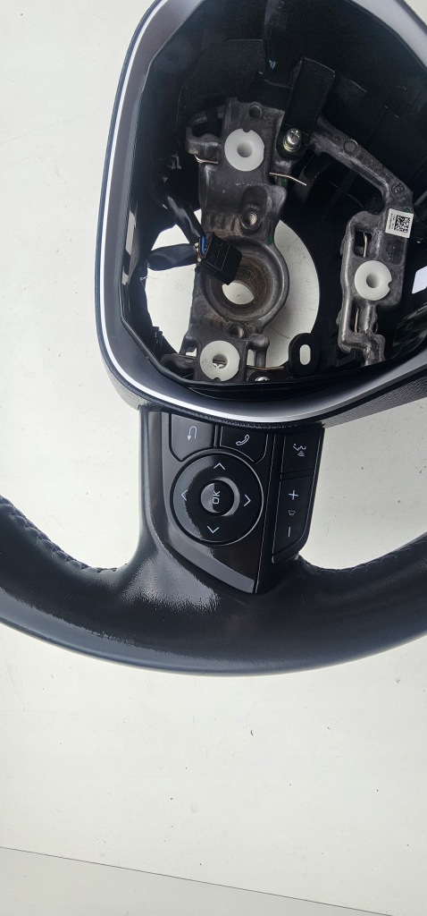 фото №9, Toyota corolla xii e210 e21 воздуховод кожаный мультифункция кожа идеальное состояние