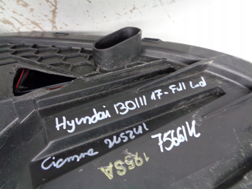 фото №9, Лампа права фара hyundai i30 iii 17- full led czarna