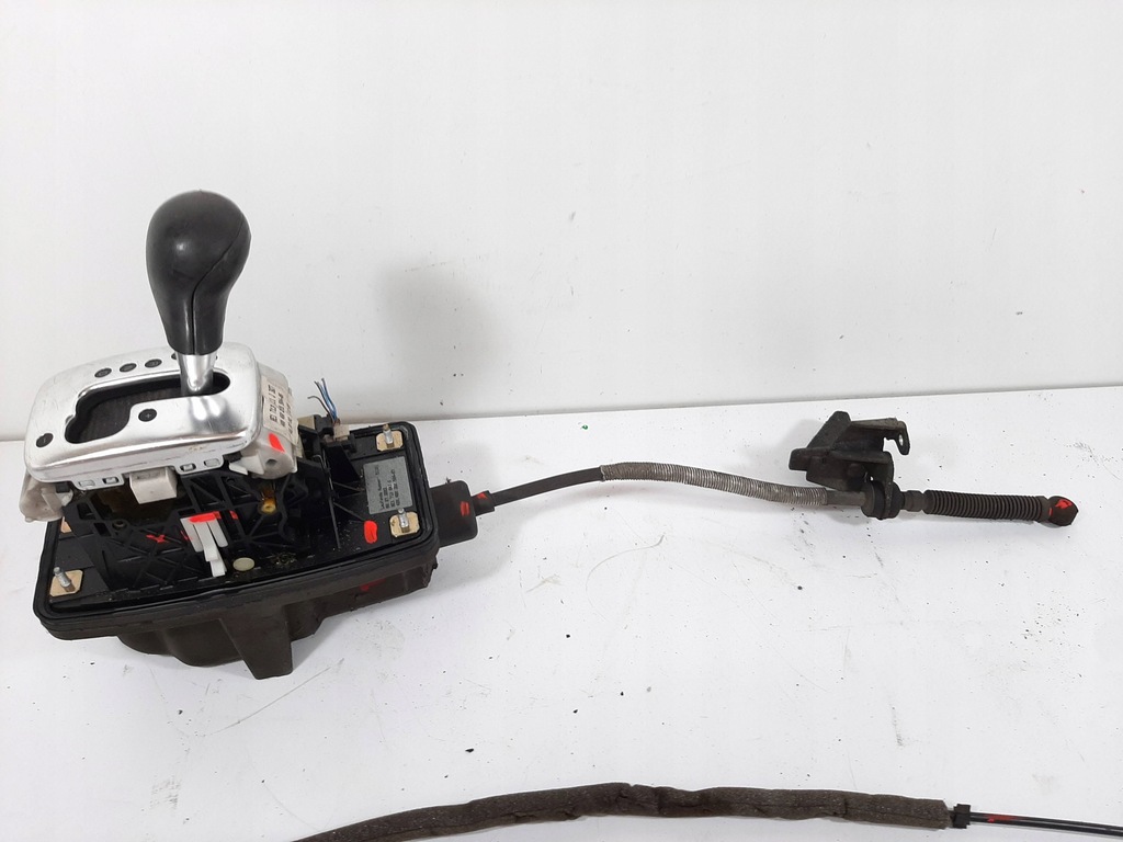 фото №12, Audi a4 b6 2.5tdi 03r вибірник домкрат передач троси автоматична коробка передач 8e1713111j