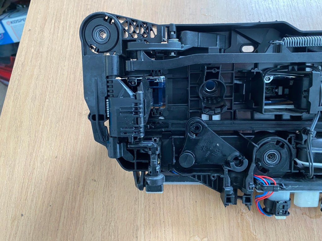 Mercedes eqs ручка двері ліва перед 0997608303 оригінал Недорого