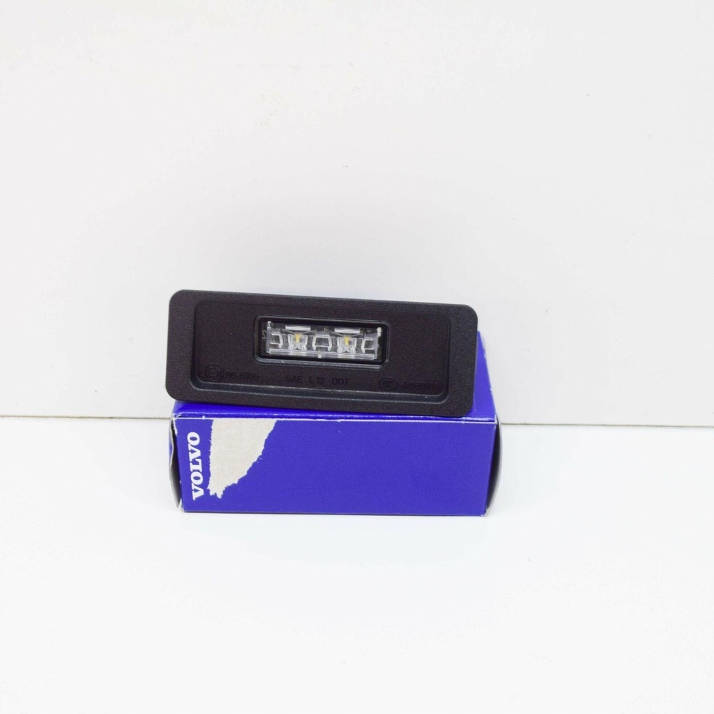 фото №11, Світло номерного знака задня volvo v40 оригінальний 31352526