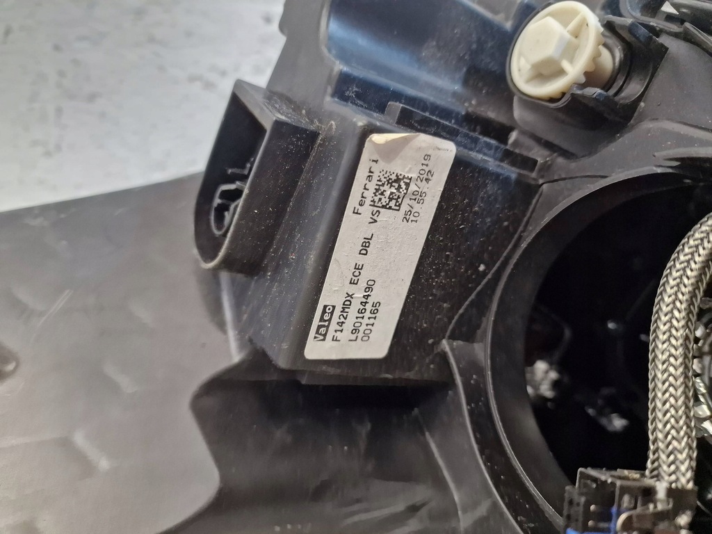 фото №9, Ferrari 488 gtb spider f142 лампа ксенон + led права перед europa пошкоджена