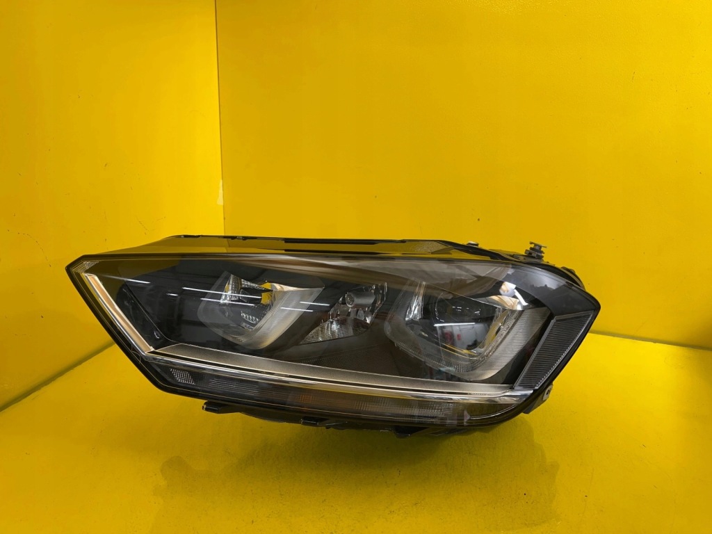 фото №1, Лампа левая передняя vw golf sportsvan 517941033b