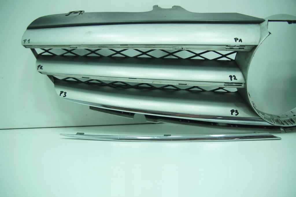 Решётка радиатора молдинг хром решетка mercedes cl w216 Оригинал