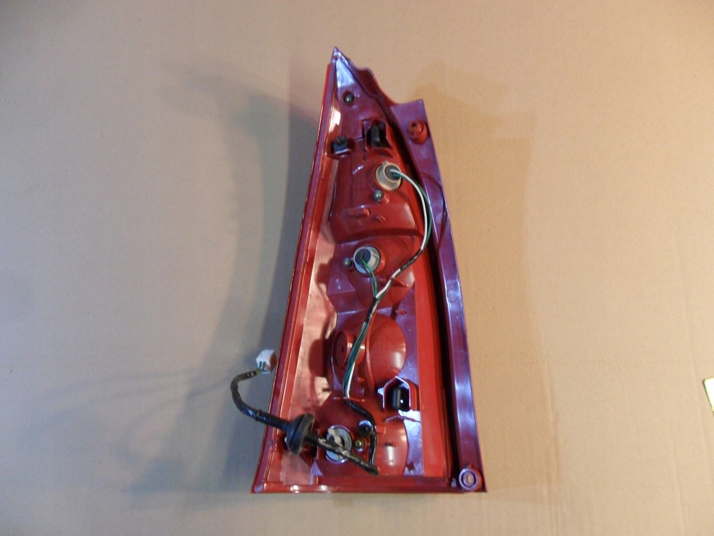 фото №11, Mazda premacy lift права лампа задня задня 220-61961