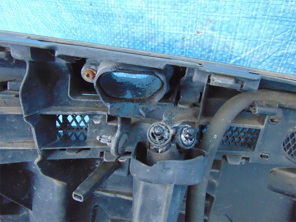 фото №6, Volvo xc90 бампер перед передній омивачі