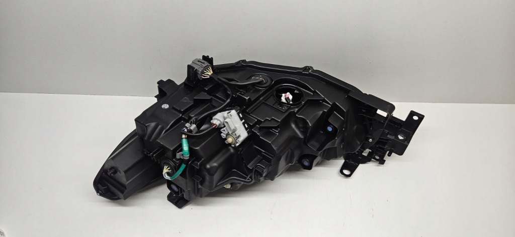 Mazda 6 vi рестайлінг  gs фара full led фара правий 14 pin Недорого