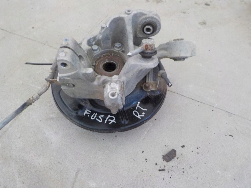 фото №1, Поворотный кулак правый задняя subaru forester v 2019-2022