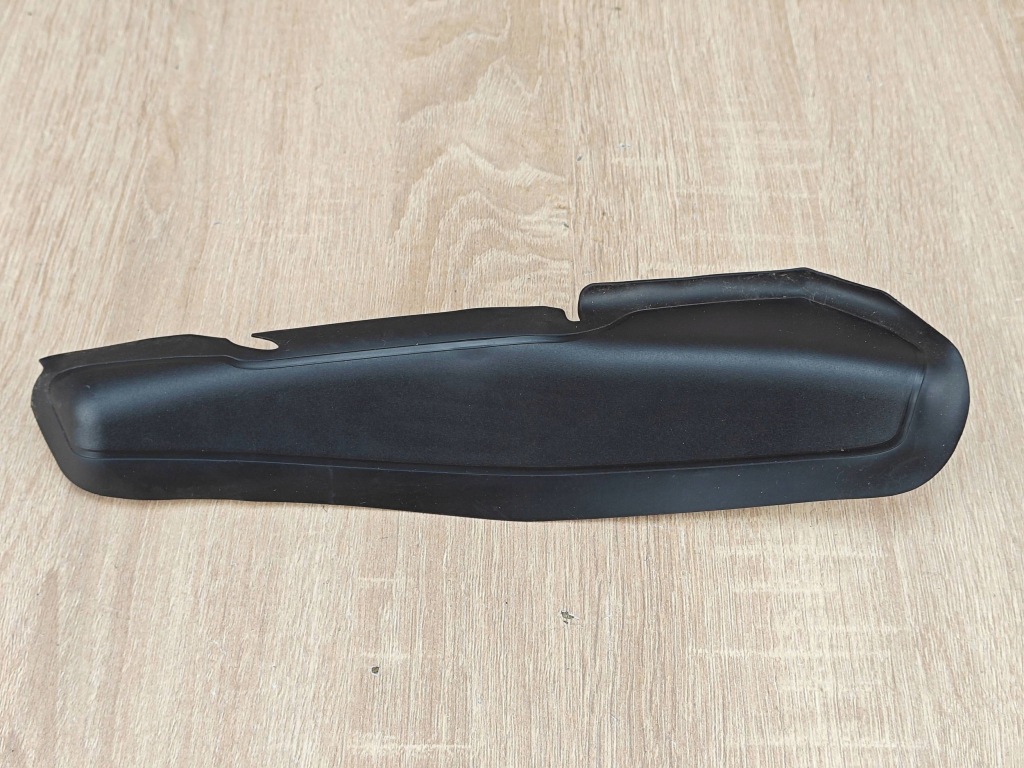 Купить Оригинальная защита лампы правый задний  bmw g26 8739614 27km