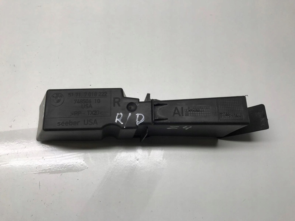 Купить Bmw z4 e85 e86 2005 перед сторона правая слив люк