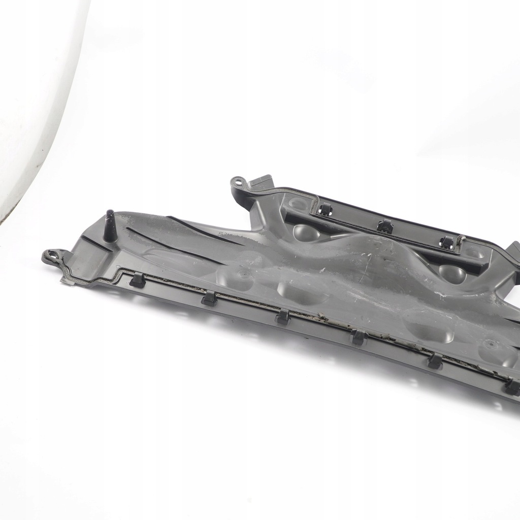 фото №11, Mercedes w211 cls c219 защита панель впуск воздуха капот a2118800236