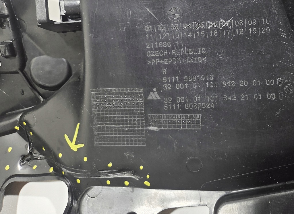 Кронштейн  бампера правый кронштейн правое bmw x1 u11 m-pakiet 9881916 Оригинал