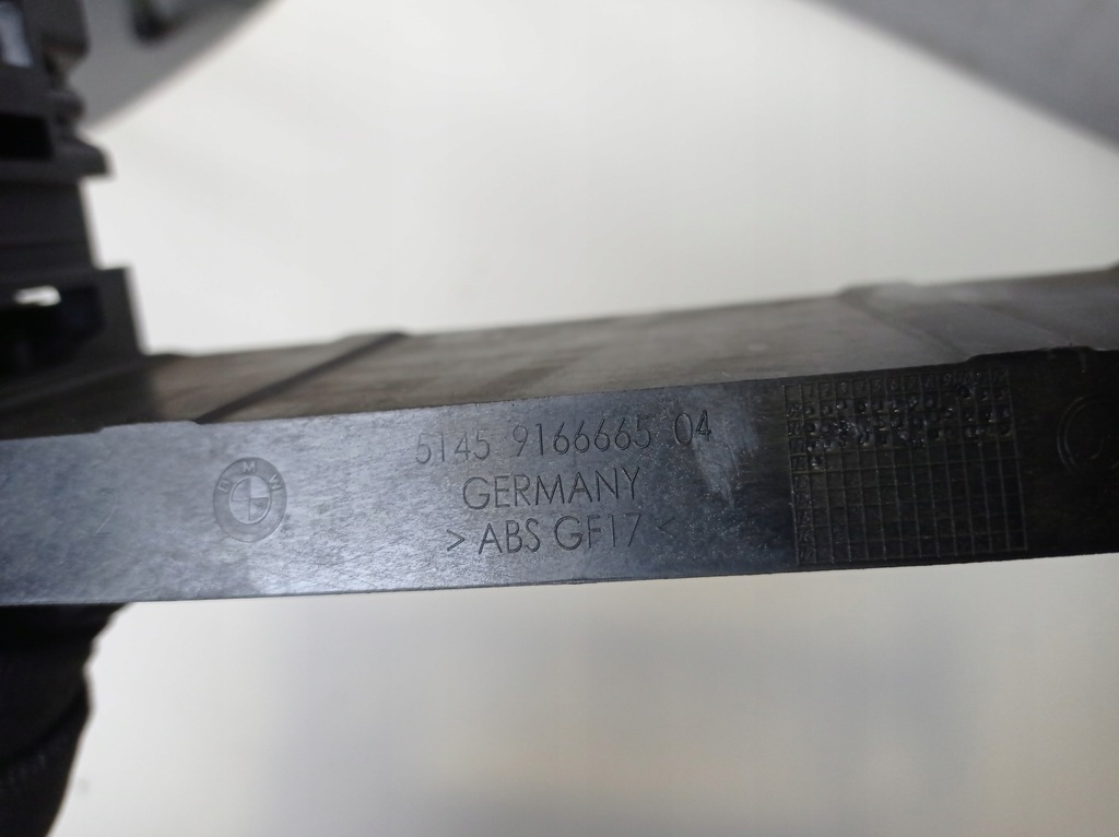 фото №7, Рамка каркас радио навигации bmw f11 9166665