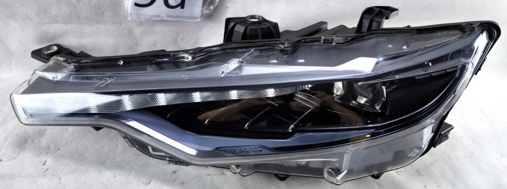 Купити Maserati levante рестайлінг  full led лівий фара фара 6701038320