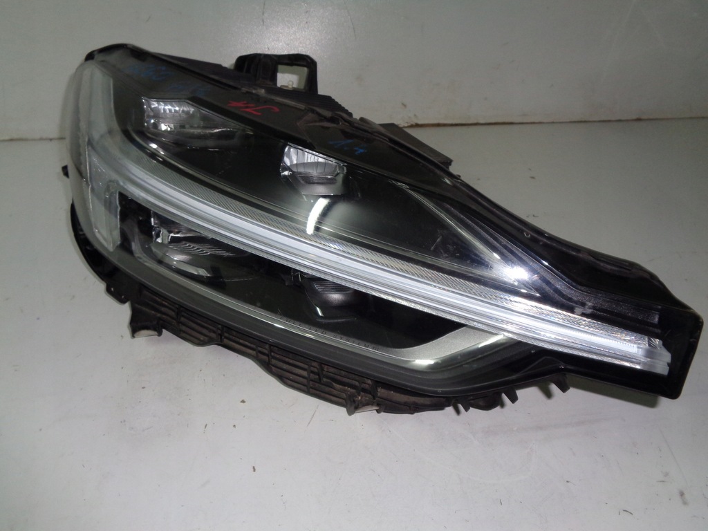 фото №1, Volvo xc60 лампа права full led