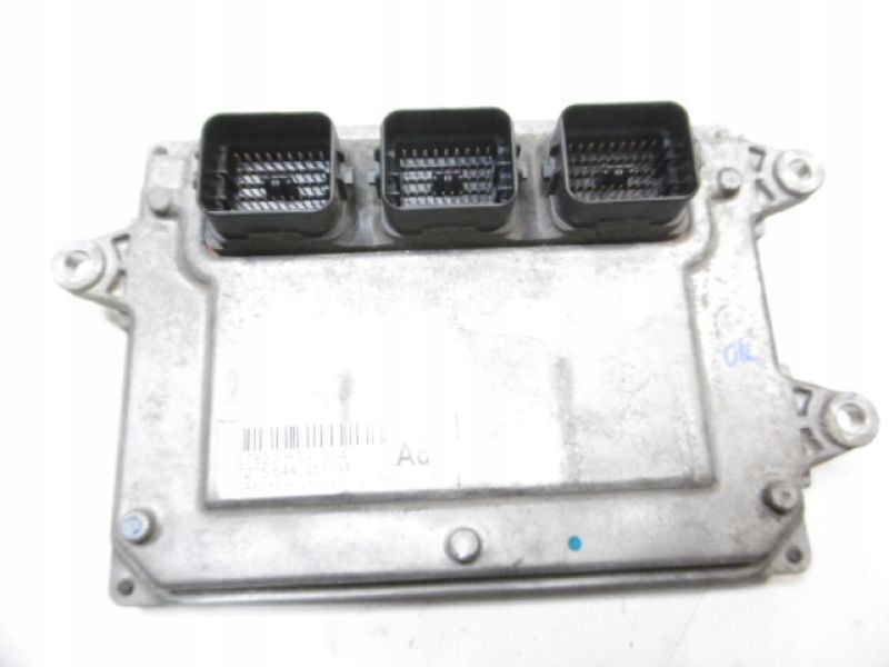 фото №1, Civic 8 viii ufo бортовой компьютер 1,8 37820-rsa-g34