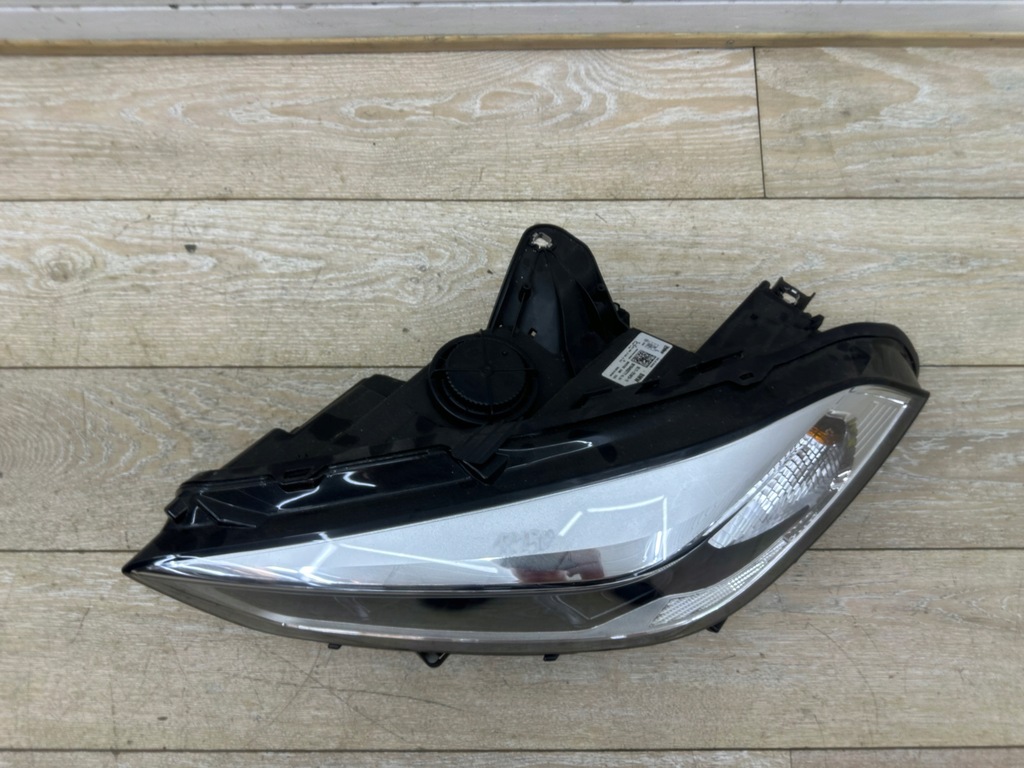 фото №10, Лампа лампы перед правая левая bmw i 1 f40 7214913-13 7214914-13