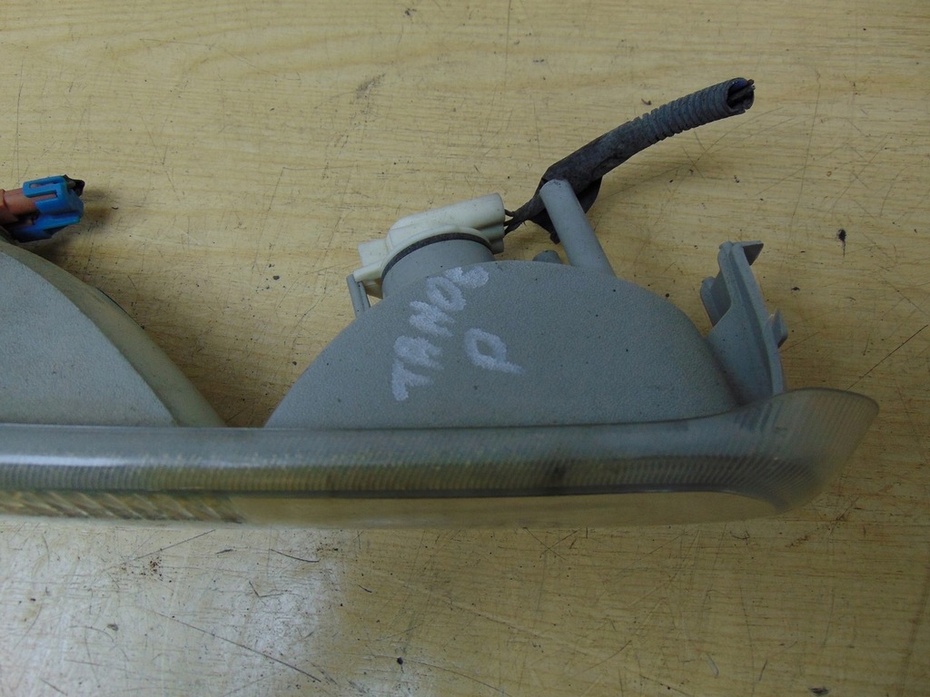 фото №16, Лампа поворотник поворотник правий chevrolet tahoe