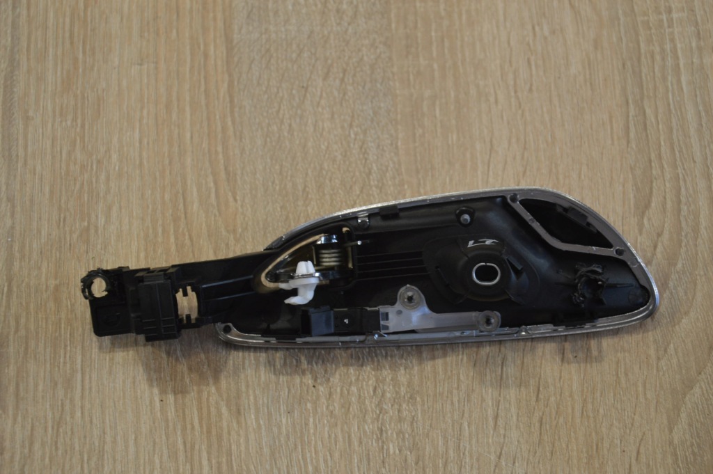 фото №2, Ручка внутрішня лівий задня lancia delta iii