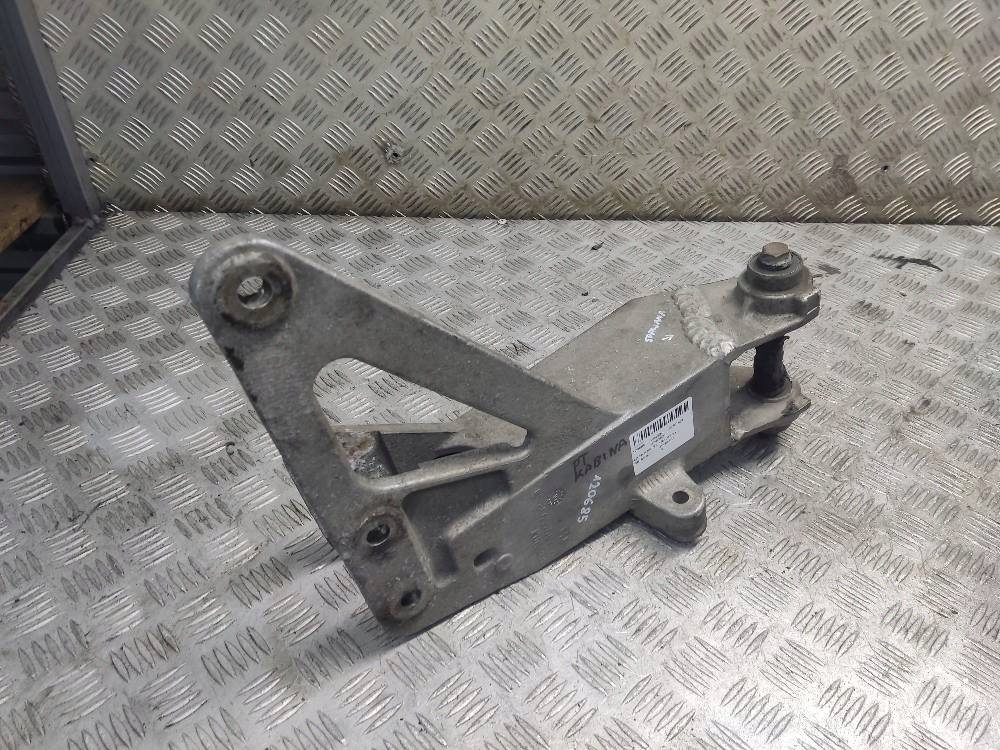 Кронштейн кабины правый задняя renault premium i 501046038 Доставка