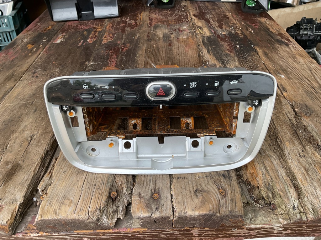 Купить Рамка радио переключатели fiat punto evo 735512240