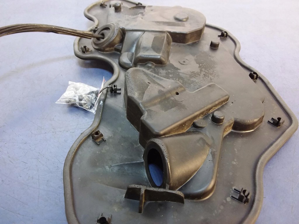 фото №3, Audi a8 d4 замок доводчик дверь задняя левый 12 pin