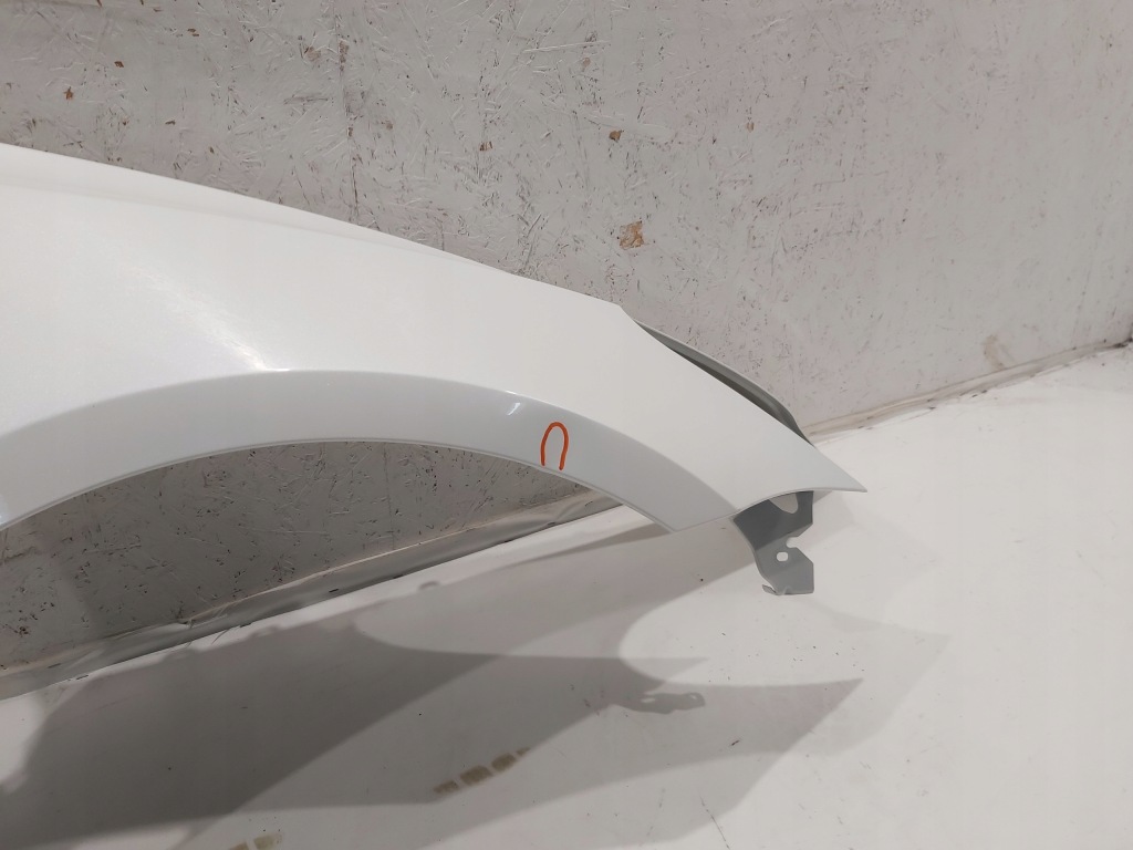 фото №3, Крыло перед правый tesla model 3