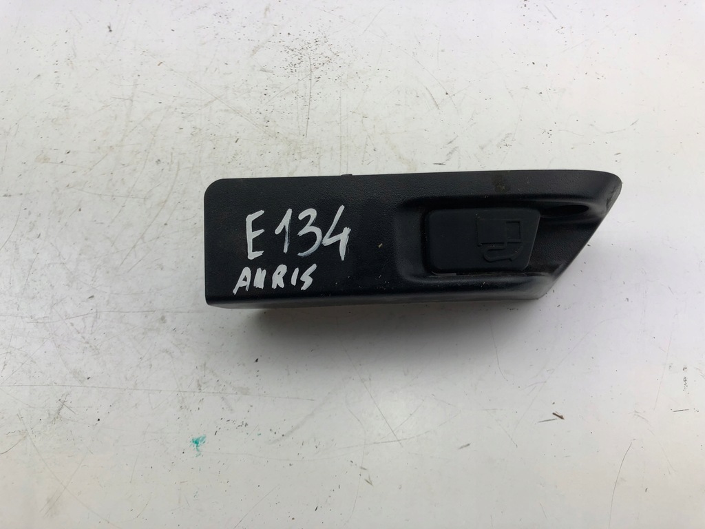 фото №6, Toyota auris відкривання заливної пального кронштейн