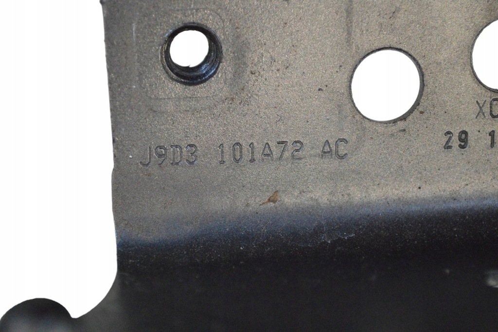 фото №5, Jaguar i-pace кронштейн передний нижний x590 2020 rhd