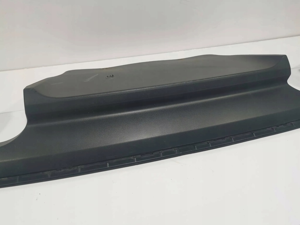 фото №8, Спойлер накладка молдинг бампера дифузор задня jaguar xe 2015- org ładna !!