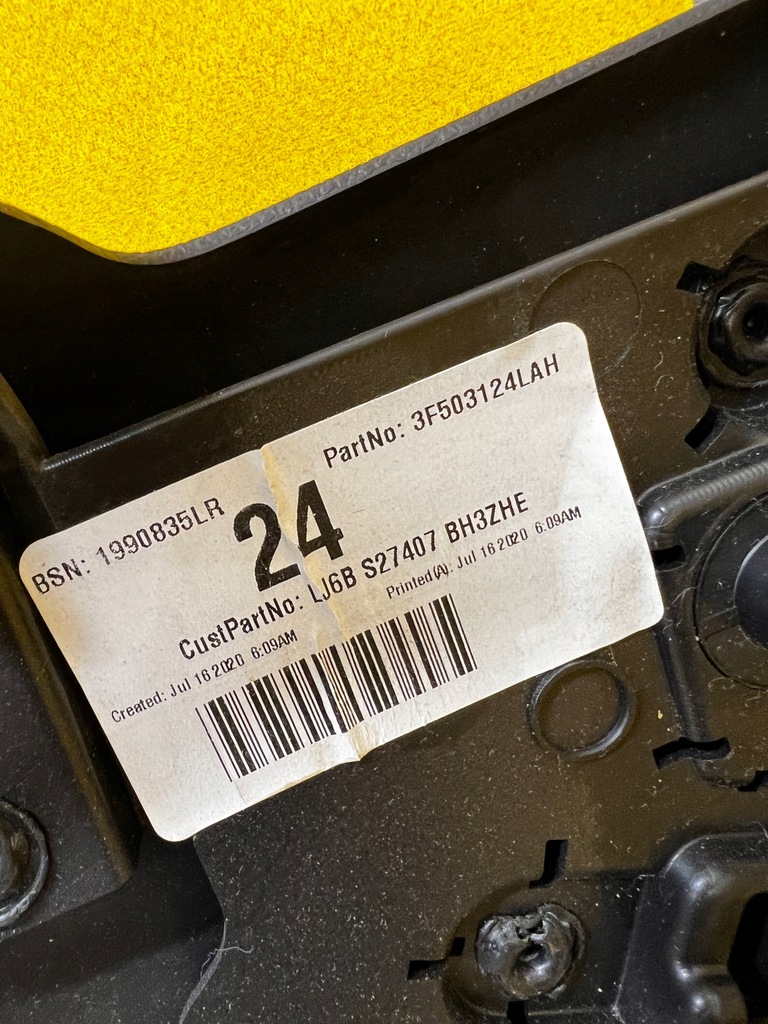 фото №8, Обшивка дверь левый задняя ford escape mk4