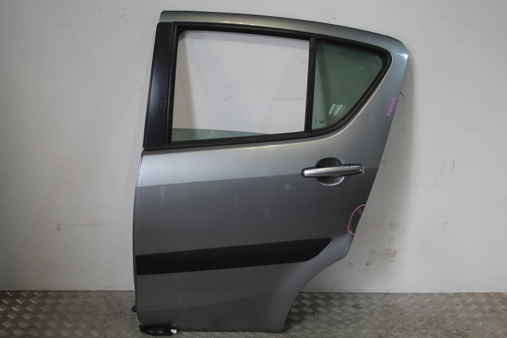 фото №1, Двері лівий задня suzuki splash