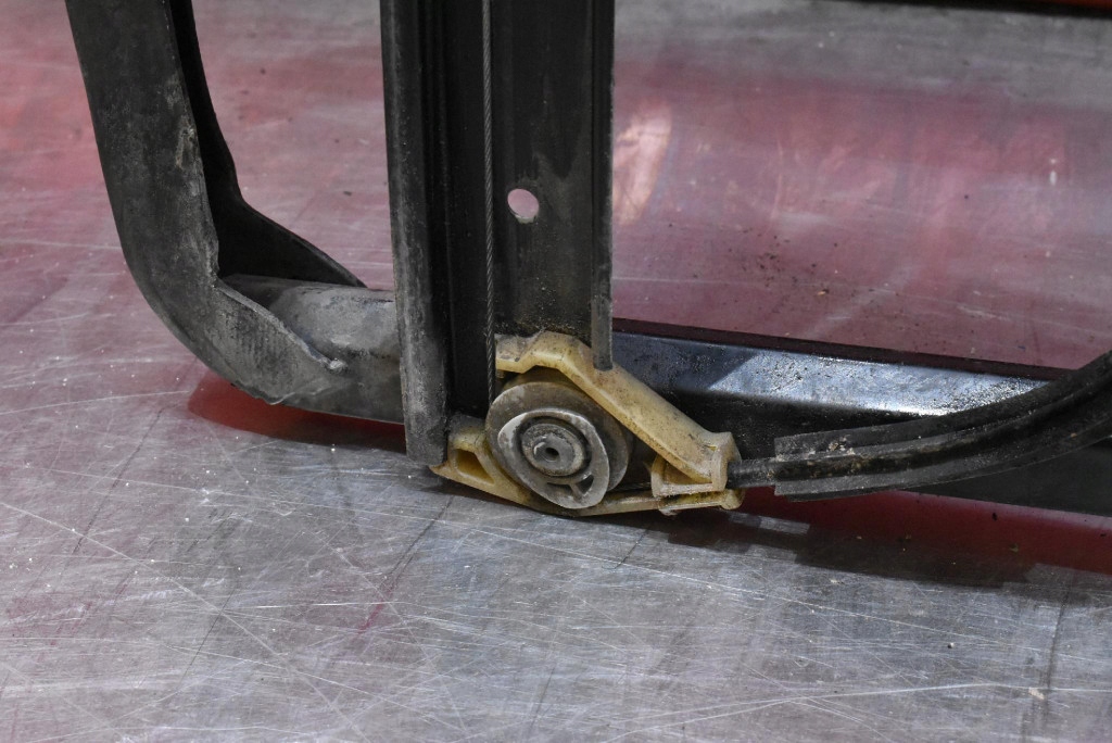 фото №7, Підйомник скло лівий перед eu 8l3837753a audi a3 8l 3d hb lift 00-03