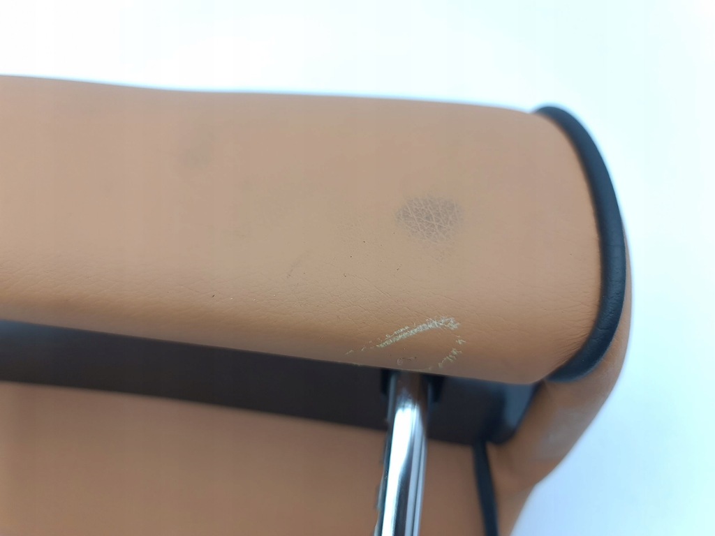 фото №7, Maserati quattroporte 2008 права сторона підголівник сидіння заднього