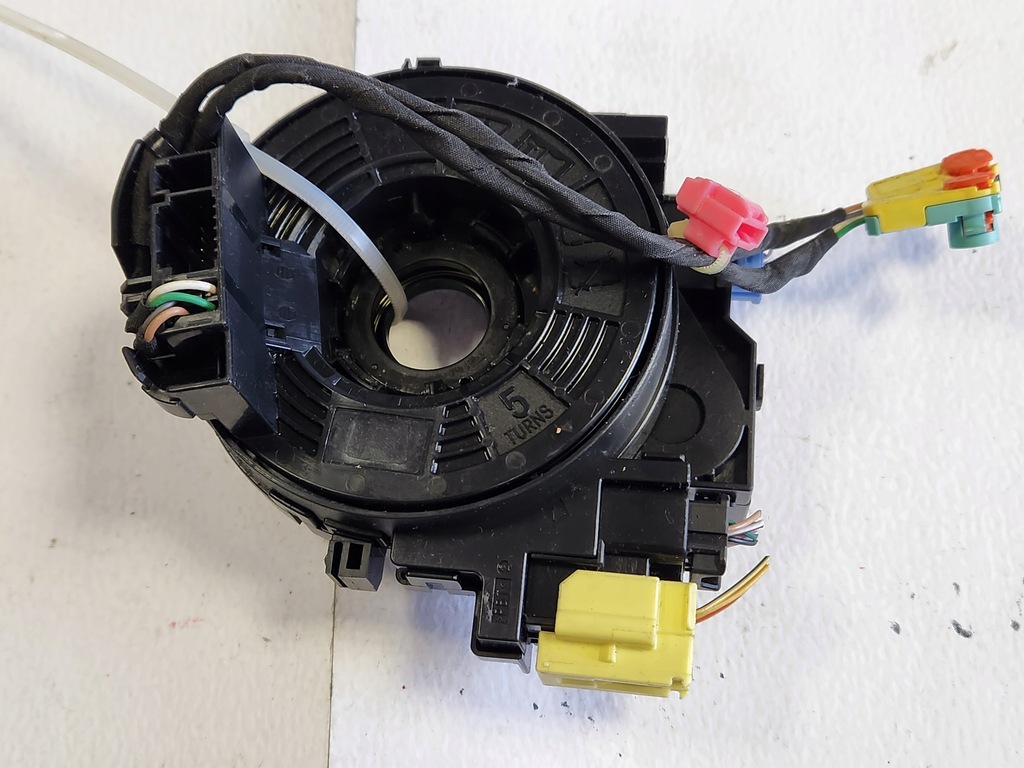 фото №4, Лента подушка безопасности toyota prius iv оригинал 47161-75j981