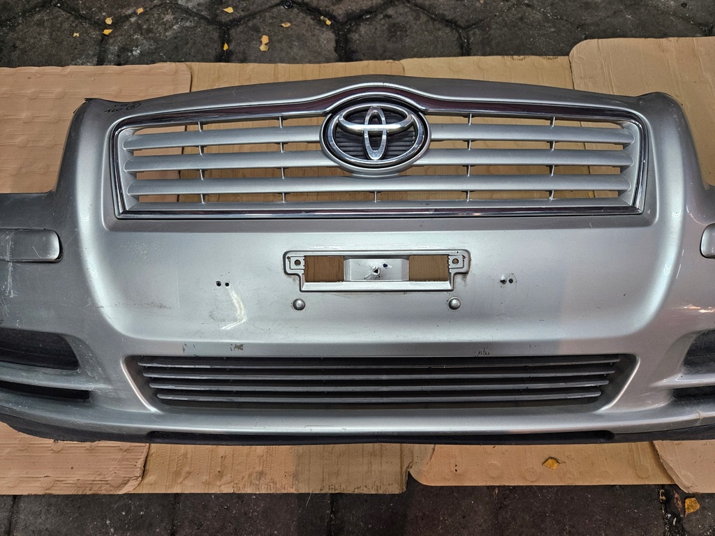 фото №6, Toyota avensis t25 03-06 бампер перед 1c0