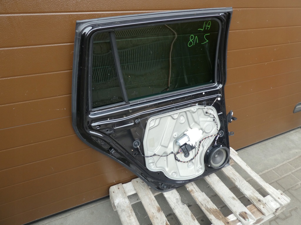 фото №13, Двері лівий задня skoda octavia ii повний