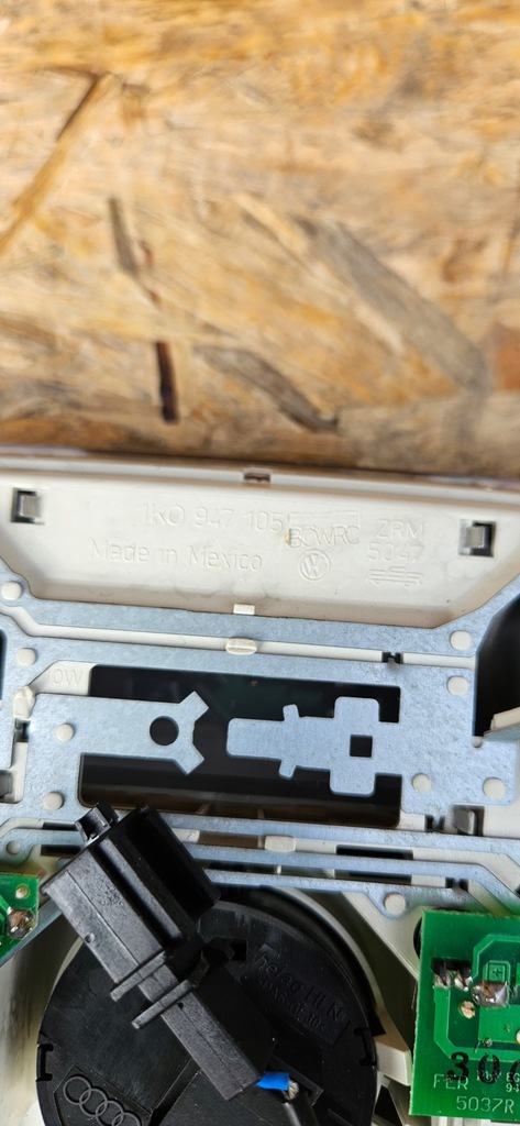 фото №8, Vw seat skoda лампа освітлення стельовий кабіни 1k0947105bc