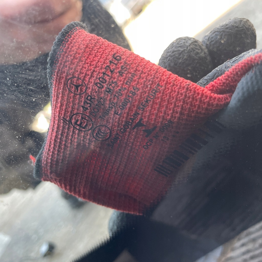 фото №9, Стекло перед передняя a2126704100 na 2 камеры mercedes e klasa w212 lift