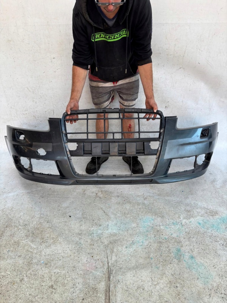 фото №1, Audi a6 c6 4f s-line 04-08 бампер перед передний sprysk